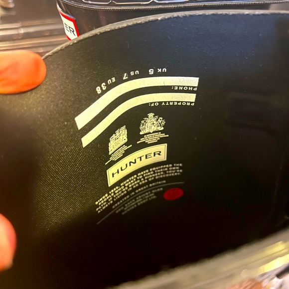 Hunter tall rain boots! ✌️ - Picture 4 of 4